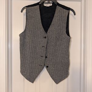 Studio Tweed V-Neck Vest in Gray and Black